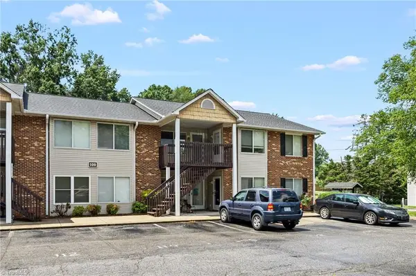 110 West Brook Court, Archdale, NC 27263