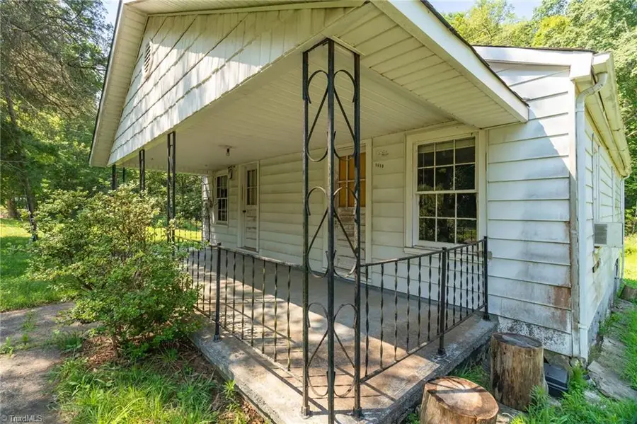 5650 Waller Road, Pfafftown, NC 27040 - #2