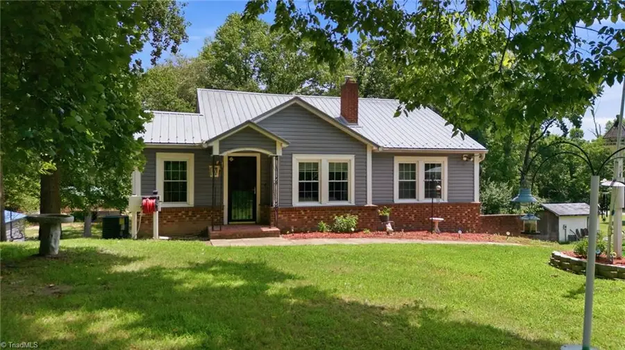 371 Conrad Drive, Thomasville, NC 27360 - #2