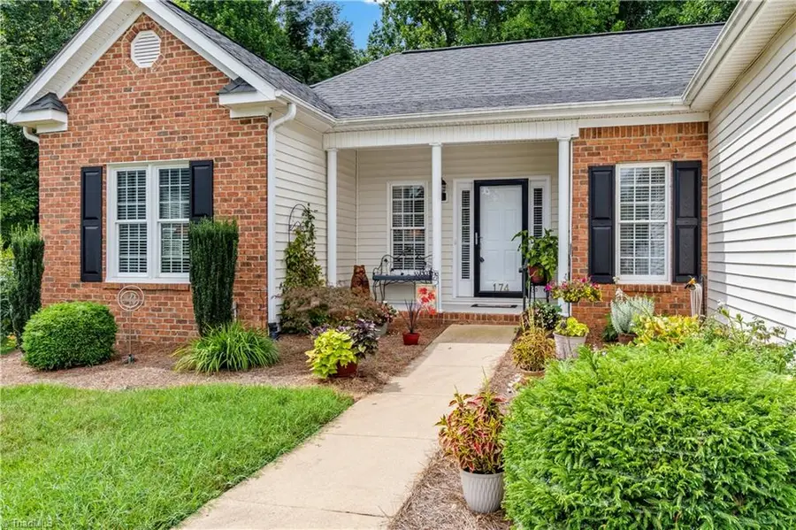 174 Stadium Oaks Drive, Clemmons, NC 27012 - #2