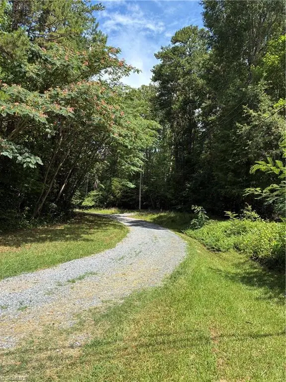 949 Hunt Road, Lexington, NC 27292 - #2