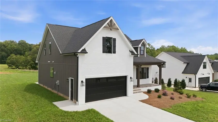 377 Lenalan Drive, Lexington, NC 27295 - #2