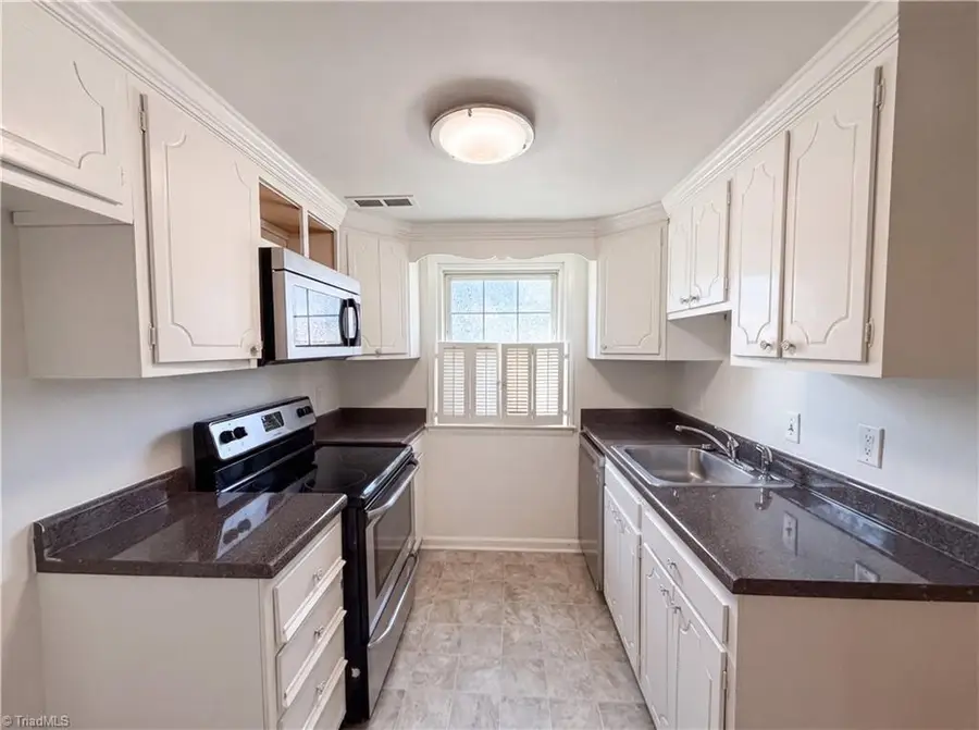 2902 Saint Marks Road #E, Winston Salem, NC 27103 - #2