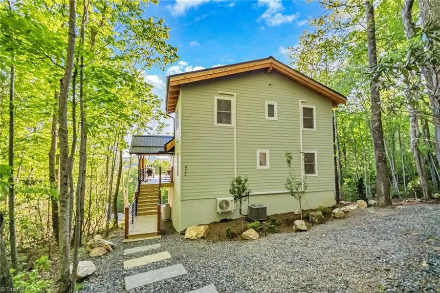 925 Red Sleigh Way, Fleetwood, NC 28626 - #3