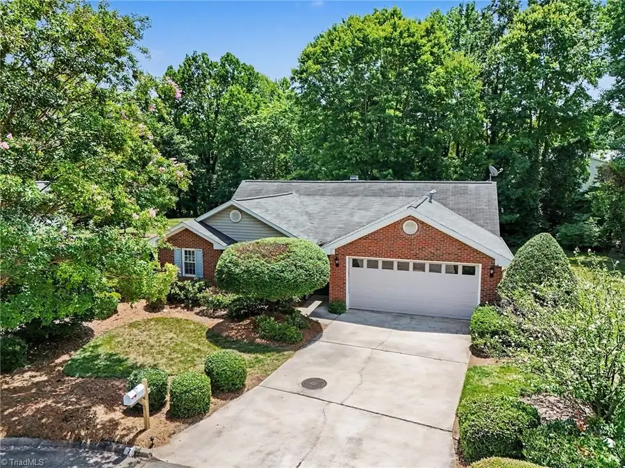 7 Brandywine Circle, Greensboro, NC 27409 - #2