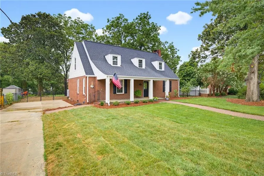 505 Salisbury Street, Kernersville, NC 27284 - #2