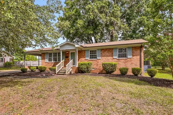 508 Wentworth Drive, Graham, NC 27253