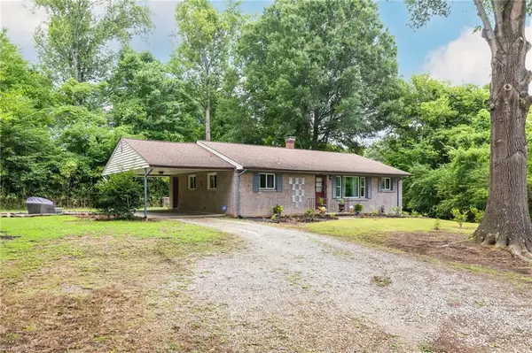 1532 Harrison Street, Reidsville, NC 27320
