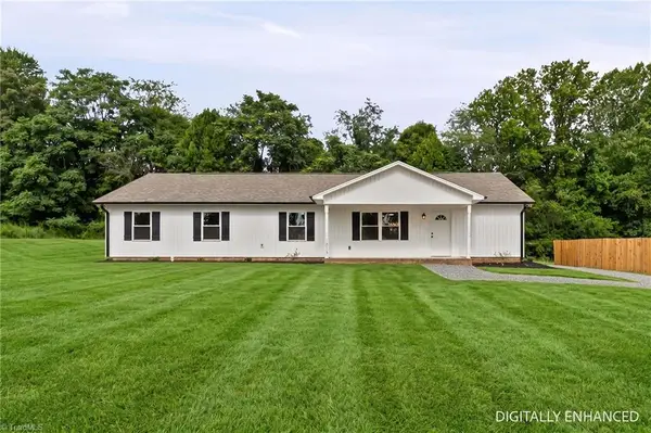 1013 Blue Dan Lane, Yadkinville, NC 27055