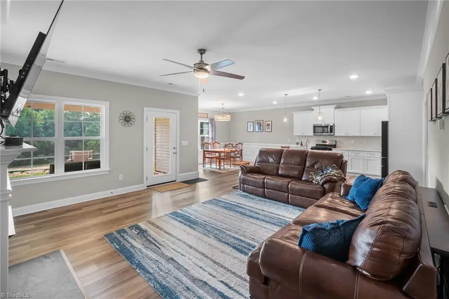 4844 Old Thomasville Road, Pfafftown, NC 27107 - #2