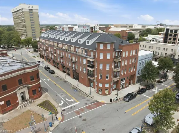 360 Elm Street #304, Greensboro, NC 27401