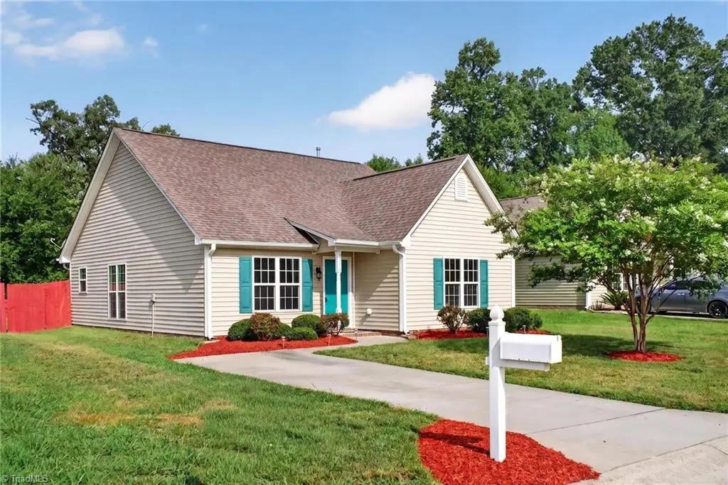 1575 Farningham Lane, Burlington, NC 27215 - #1