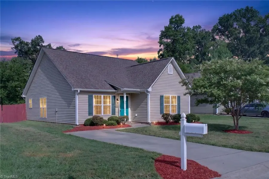 1575 Farningham Lane, Burlington, NC 27215 - #2