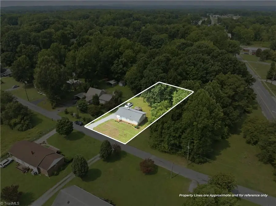 110 New Street S, Liberty, NC 27298 - #3