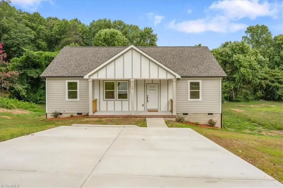 126 Aspen Street, Yadkinville, NC 27055 - #2
