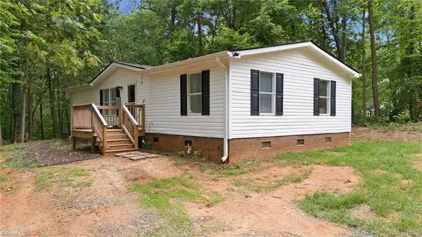 155 Coryland Drive, Walkertown, NC 27051