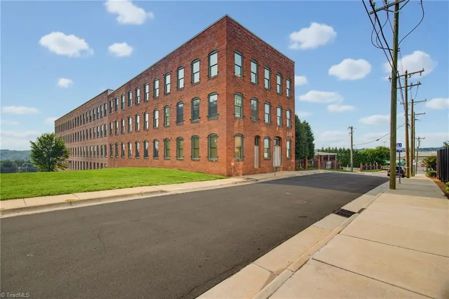 836 Oak Street #306, Winston Salem, NC 27101 - #2
