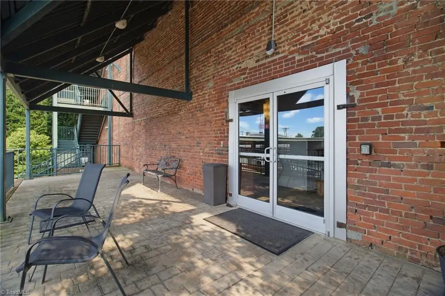 836 Oak Street #306, Winston Salem, NC 27101 - #3