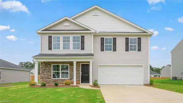 1104 Slingshot Drive, Archdale, NC 27263