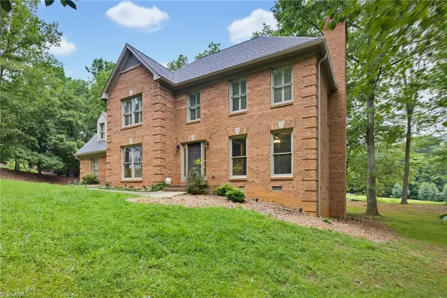992 Lake Forest Court, Eden, NC 27288 - #2
