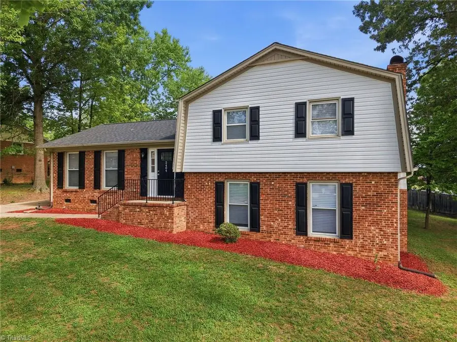 2404 Dulaire Road, Greensboro, NC 27407 - #2