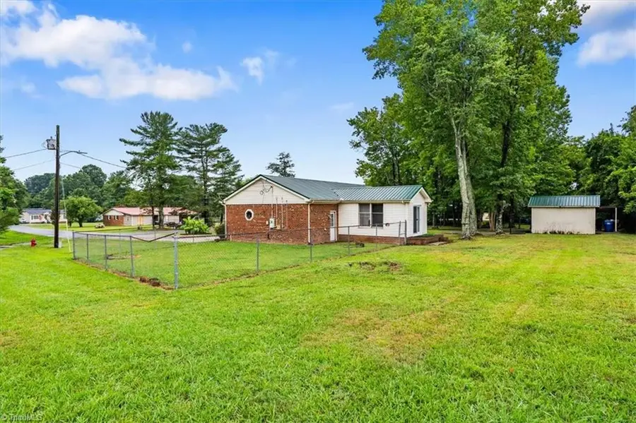 545 Maplewood Circle, Liberty, NC 27298 - #2