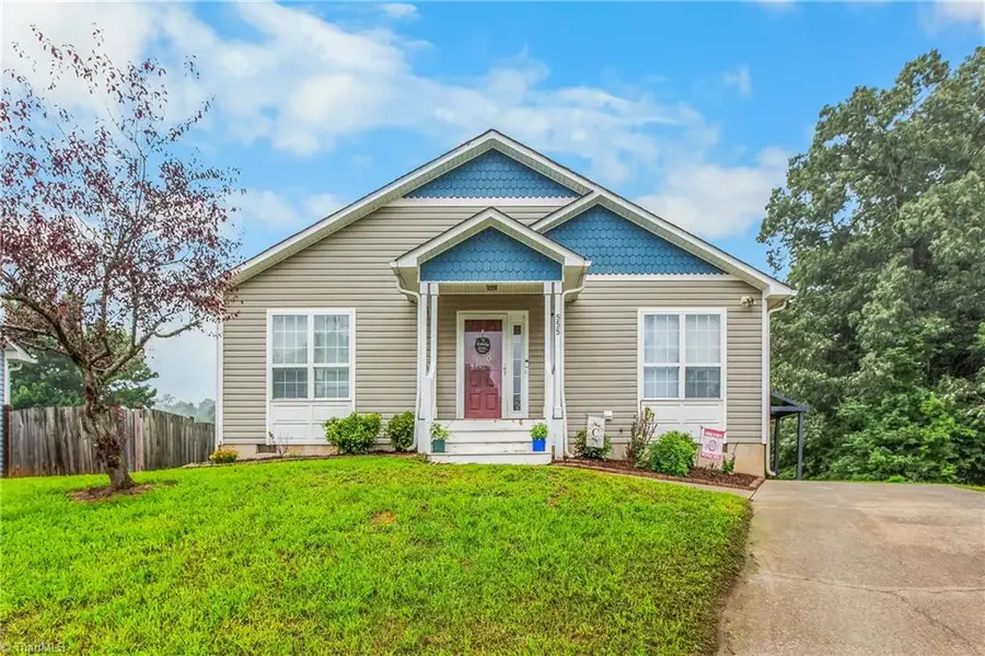 555 Brown Stone Court, Kernersville, NC 27284 - #2