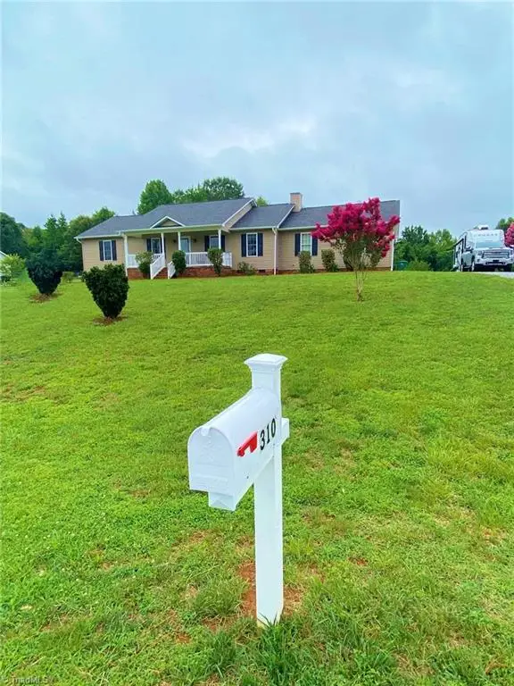 310 Dogwood Acres Lane, Madison, NC 27025