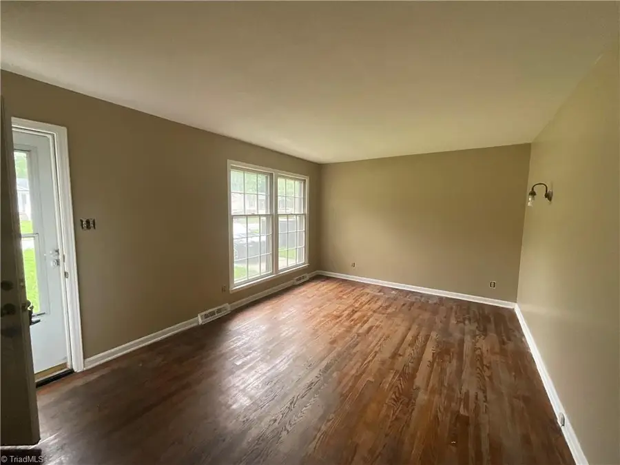 3118 Shallowford Drive, Greensboro, NC 27406 - #3