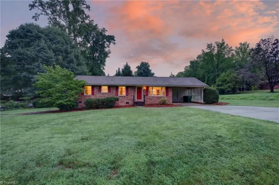 200 Brookview Circle, Jamestown, NC 27282 - #2
