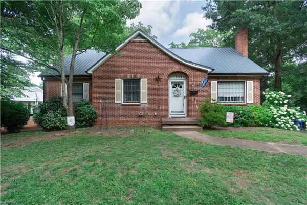 1023 Kearns Avenue, Winston-Salem, NC 27106