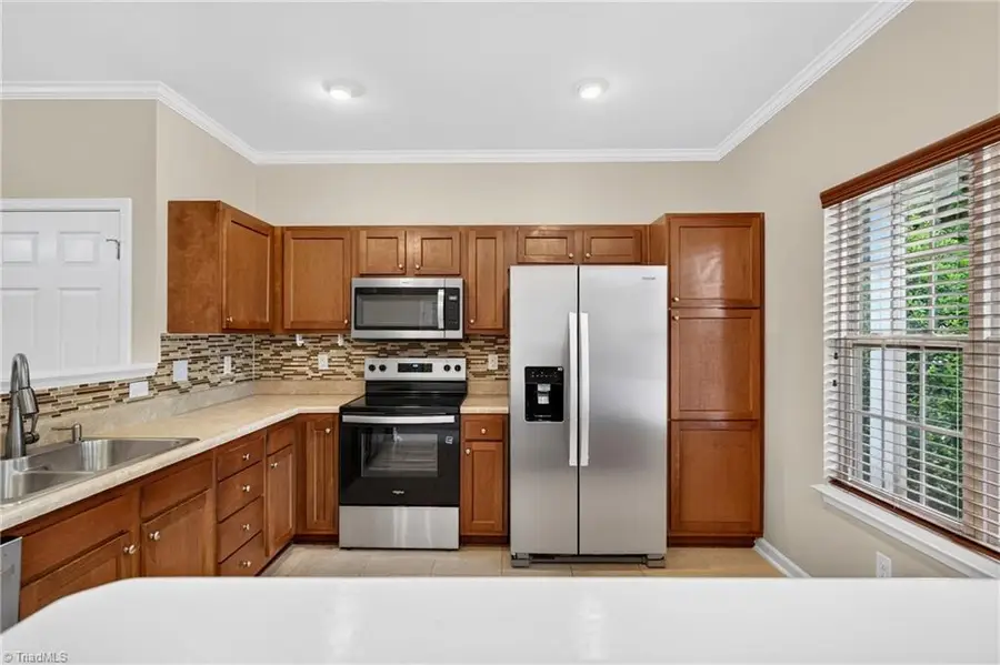 822 Central Park Avenue, Greensboro, NC 27407 - #3