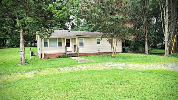 826 Graylyn Drive, High Point, NC 27263