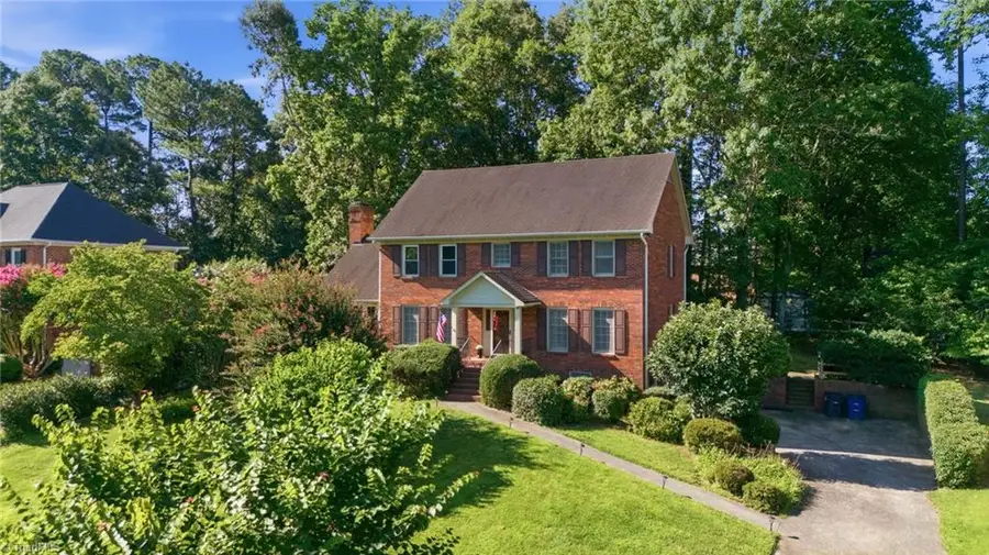 413 Hollinswood Avenue, Winston Salem, NC 27103 - #2