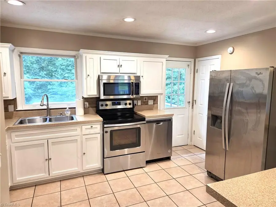 276 Grand Street, Millers Creek, NC 28651 - #3