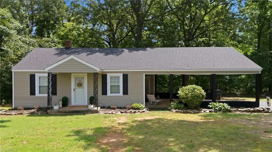 4298 Edgar Road, Sophia, NC 27350 - #2