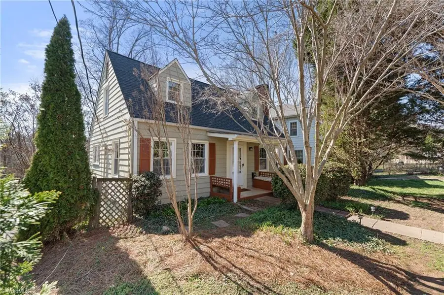 724 S Sunset Drive, Winston Salem, NC 27103 - #2