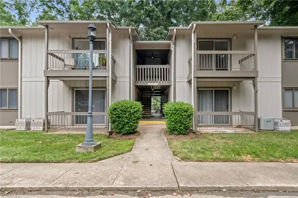 2230 Sunderland Road #42E, Winston-Salem, NC 27103