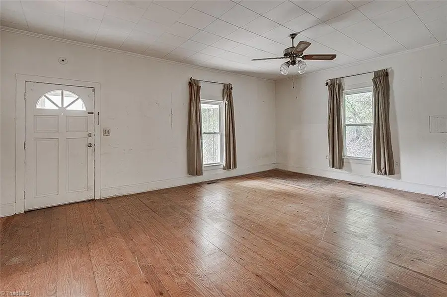 426 W Main Street, Franklinville, NC 27248 - #3
