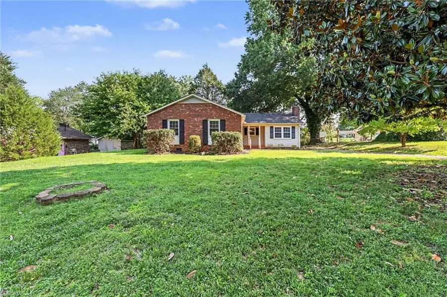 106 Lillian Court, Winston Salem, NC 27103 - #2