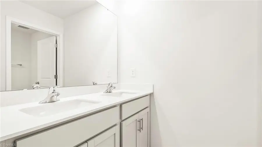 204 Hungerford Boulevard, Jamestown, NC 27282 - #3