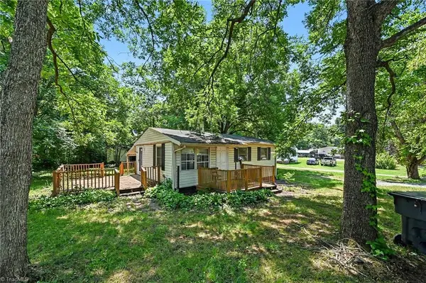 120 1st Street, Haw River, NC 27258