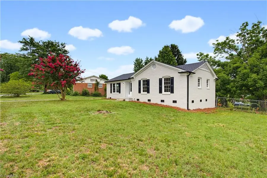 4127 Ashmore Drive, Greensboro, NC 27405 - #2