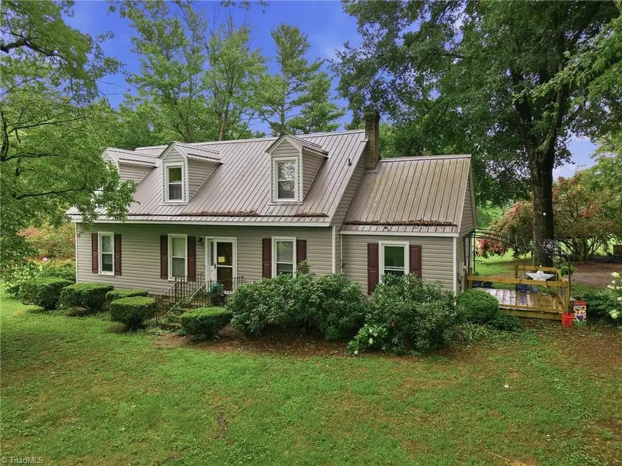 8643 Nc Highway 150, Reidsville, NC 27320 - #2