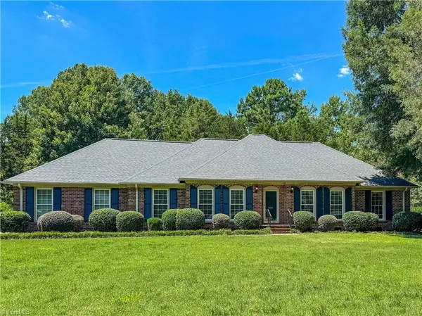 2009 Westover Terrace, Burlington, NC 27215
