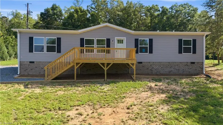 3929 Piney Mountain Road, Walnut Cove, NC 27052 - #3