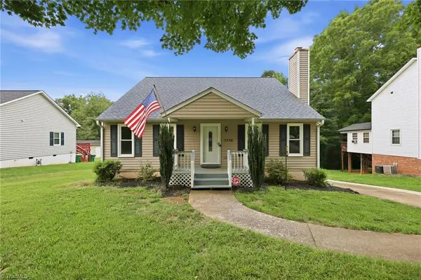 5536 Moravian Heights Lane, Clemmons, NC 27012