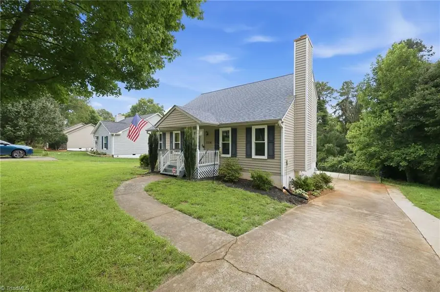 5536 Moravian Heights Lane, Clemmons, NC 27012 - #3