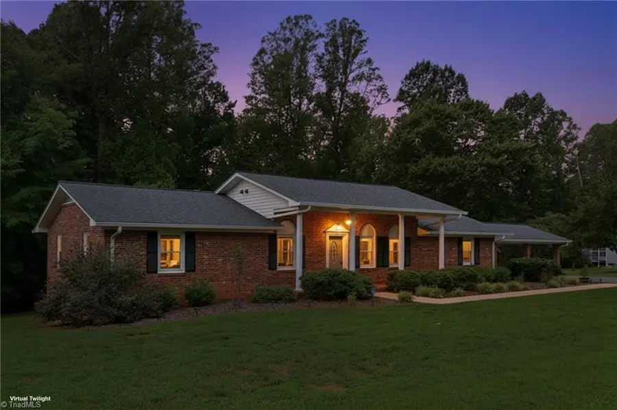140 Clifton Drive, Reidsville, NC 27320 - #2