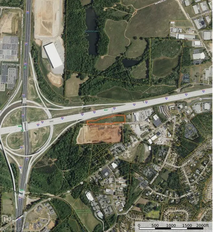 2221 International Drive, Statesville, NC 28625 - #2